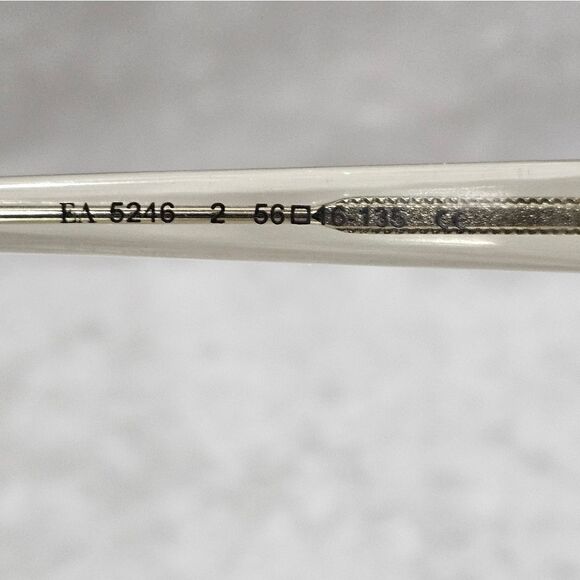 🕶Elizabeth Arden, Aqua stripe sunglasses. - Picture 6 of 10